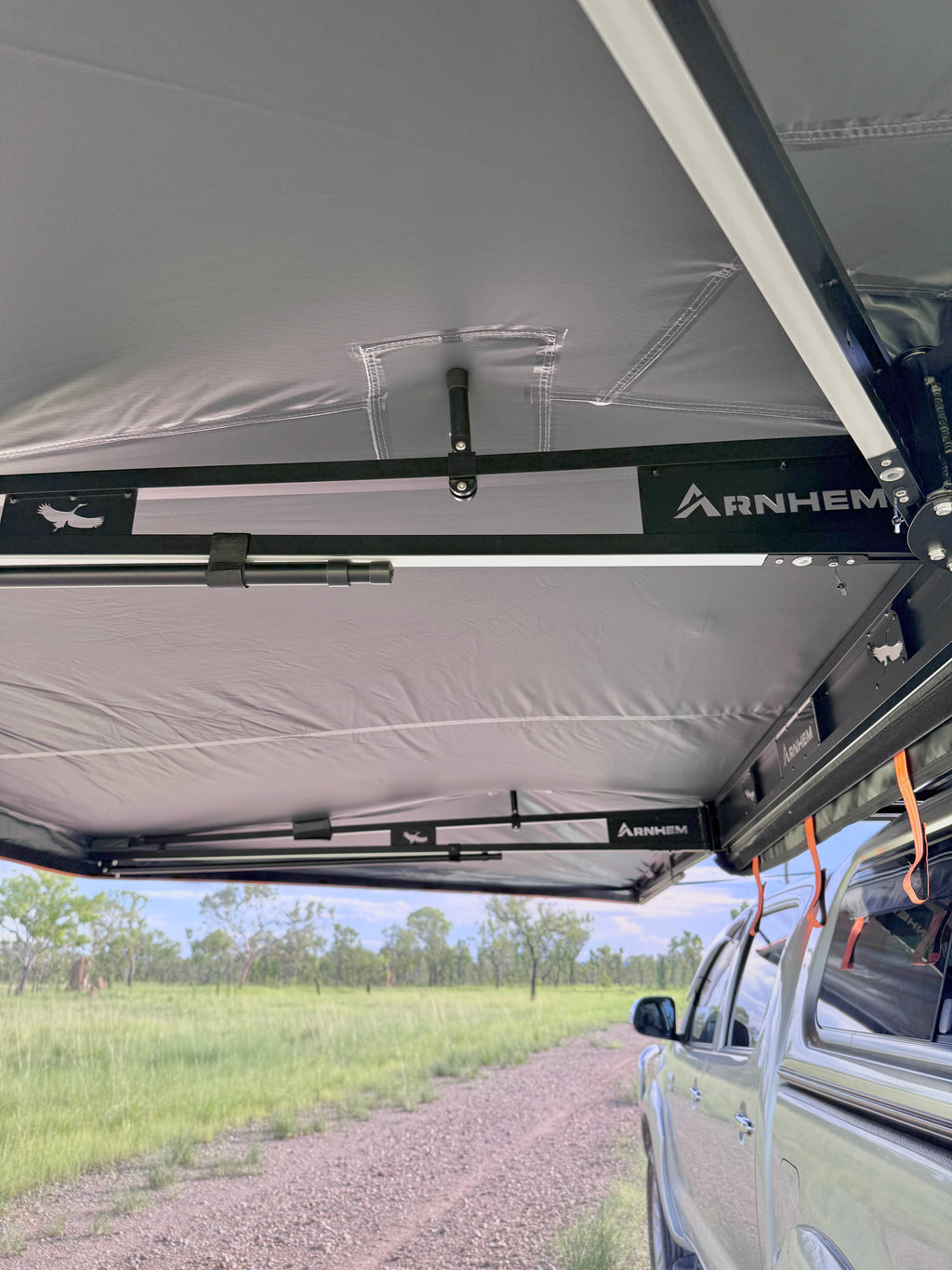 BROLGA 270 XL FREESTANDING AWNING