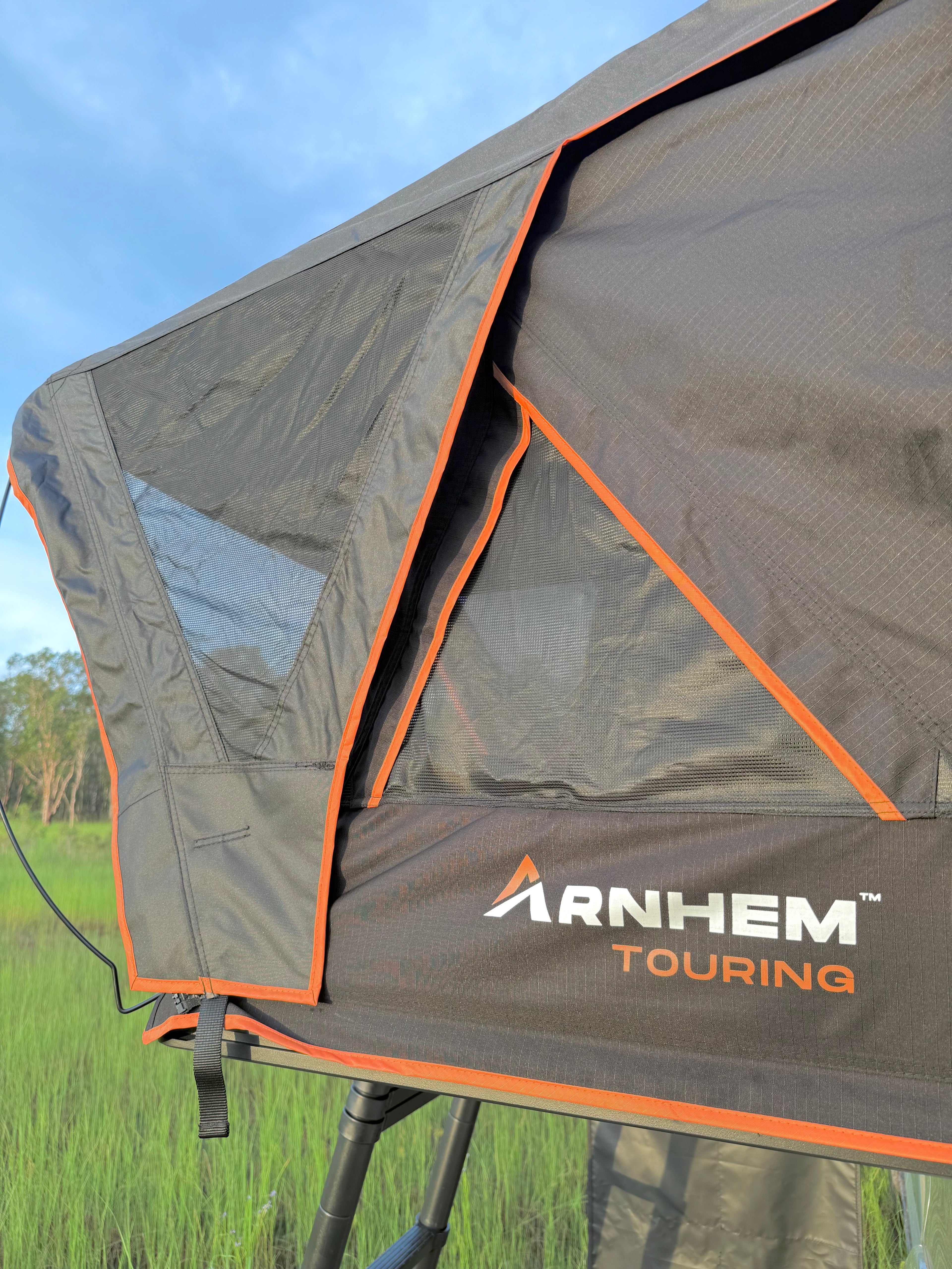 TANAMI PRO 1.5 ROOFTOP TENT