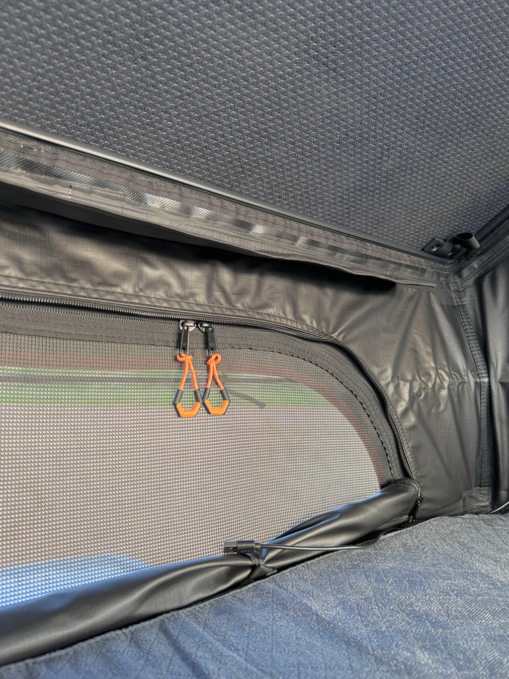 FRONTIER 1.45 ROOFTOP TENT