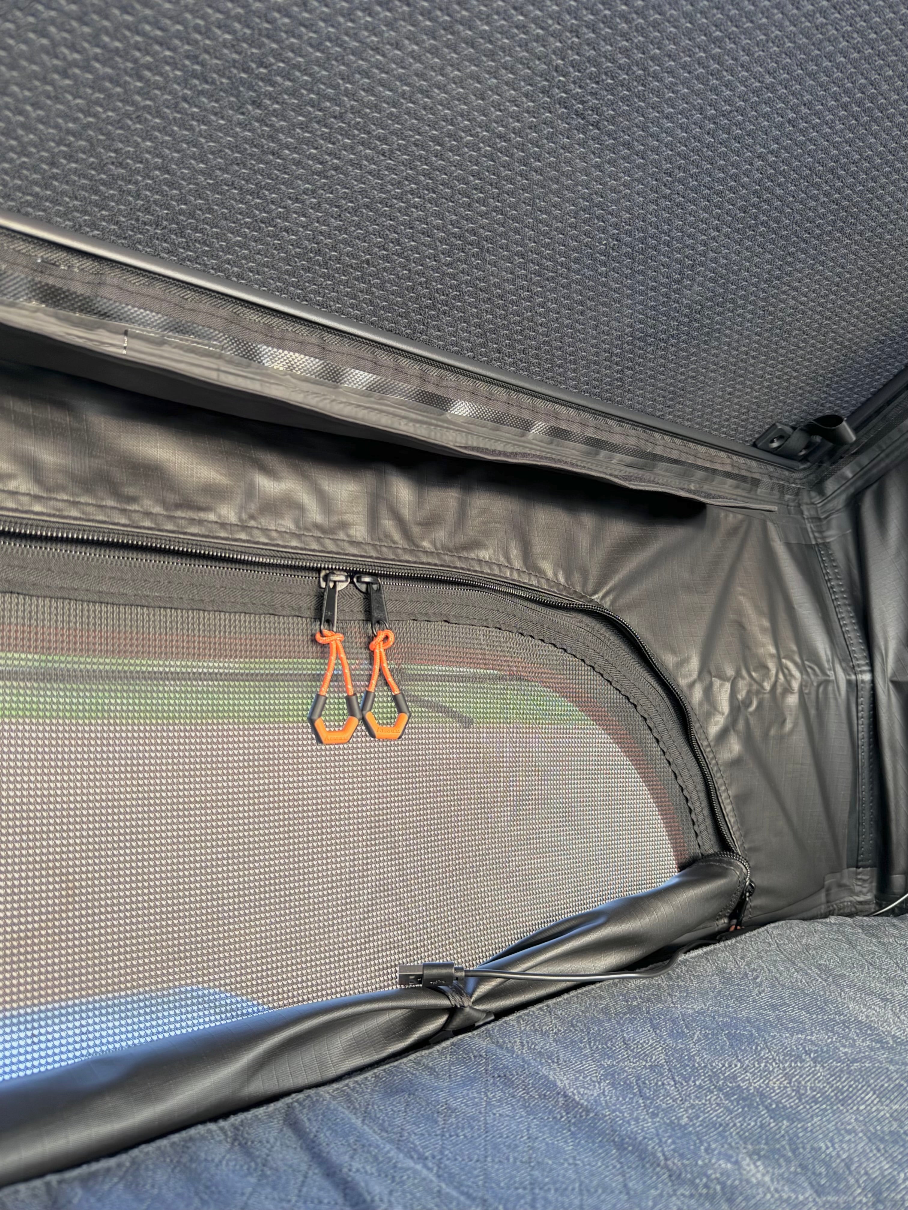 FRONTIER 1.45 ROOFTOP TENT