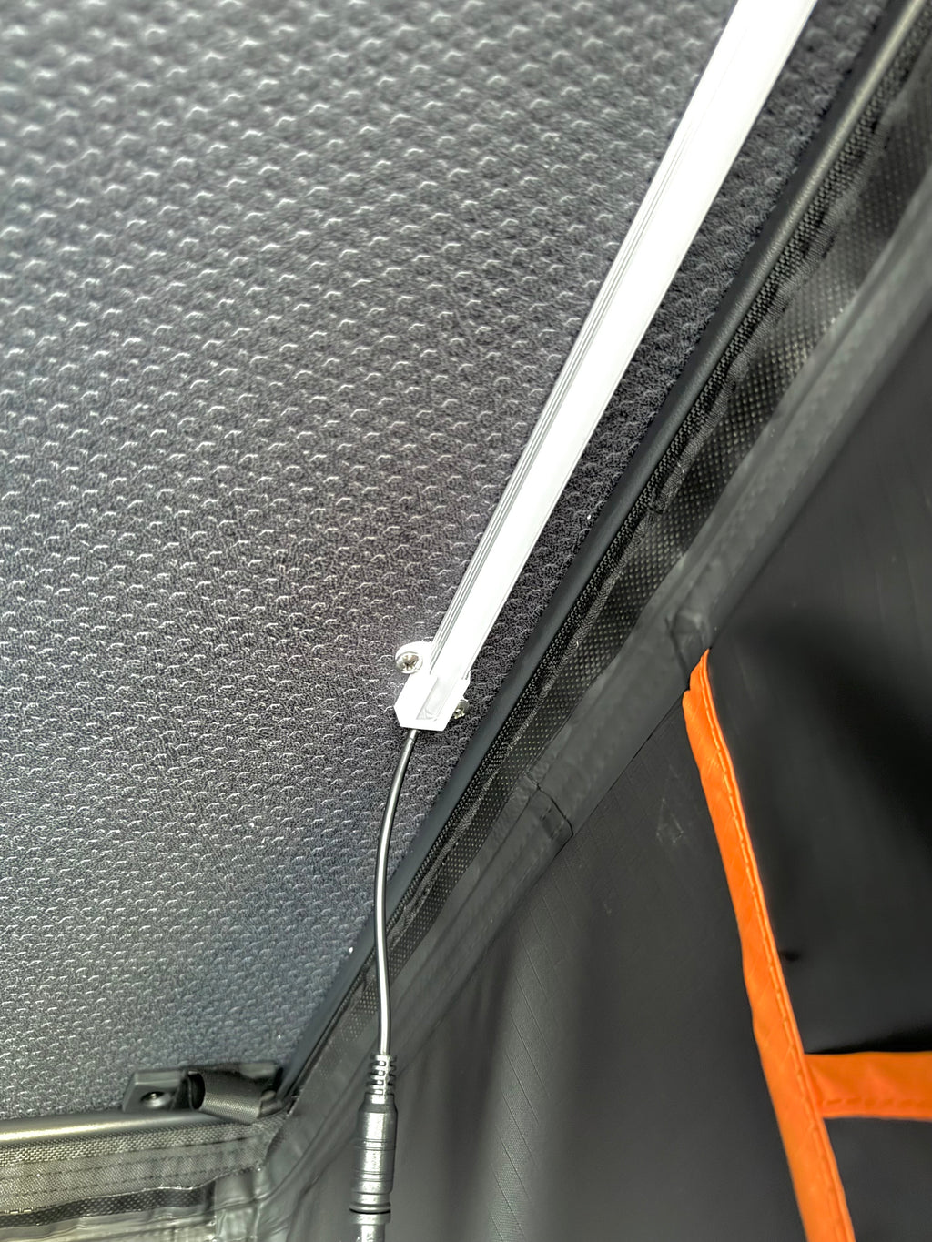 FRONTIER 1.45 ROOFTOP TENT