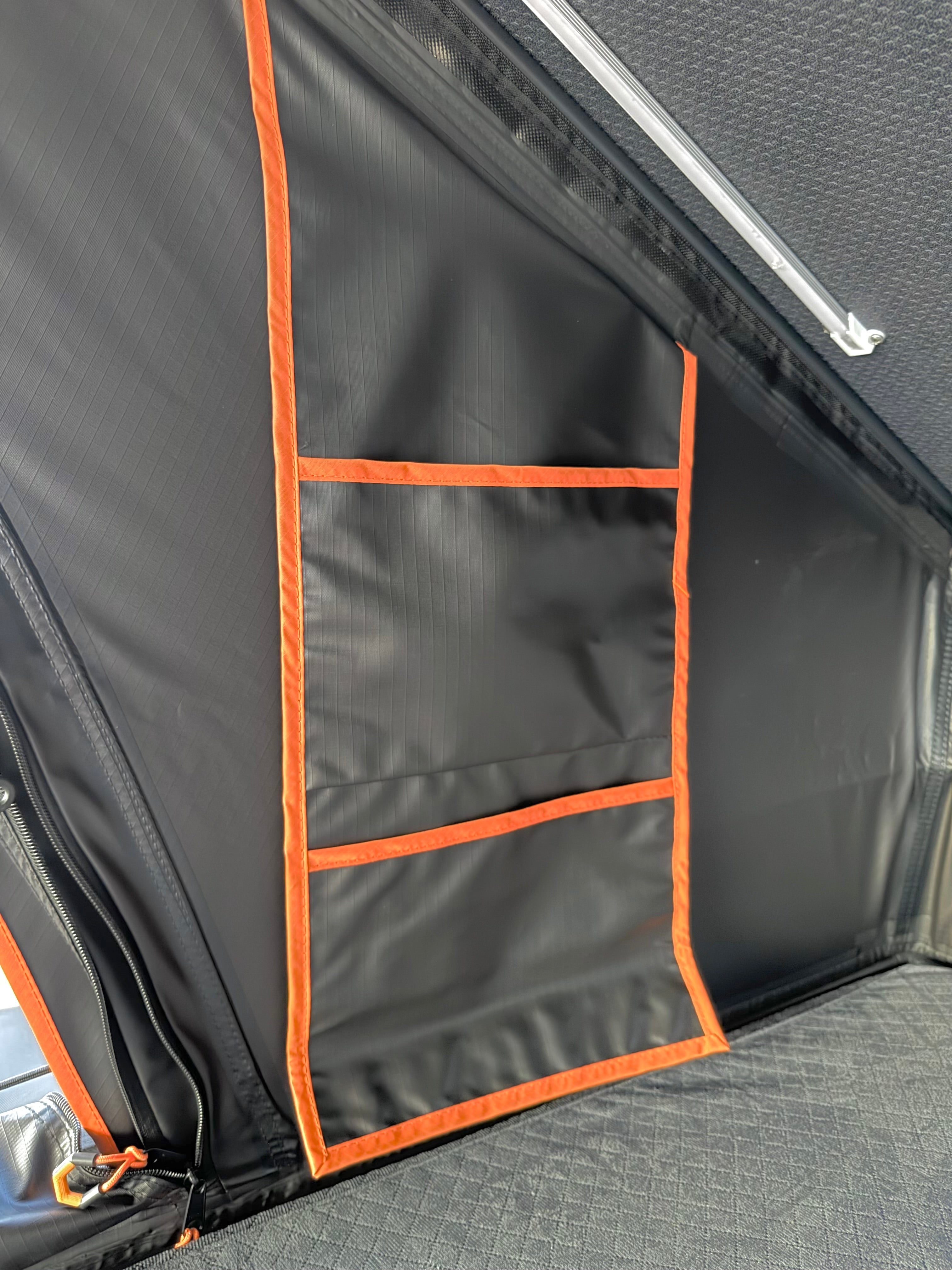 FRONTIER 1.45 ROOFTOP TENT