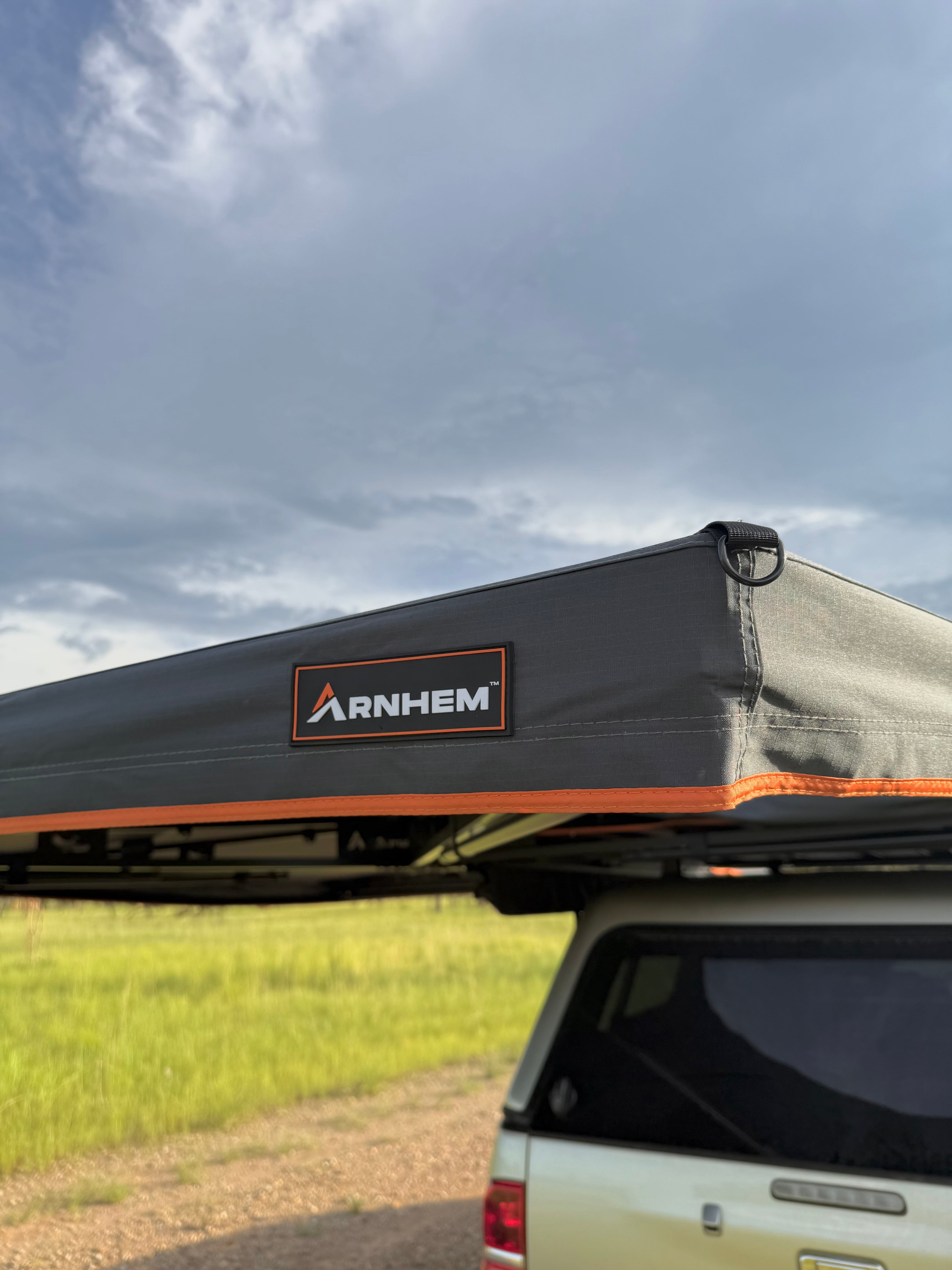 BROLGA 270 XL FREESTANDING AWNING