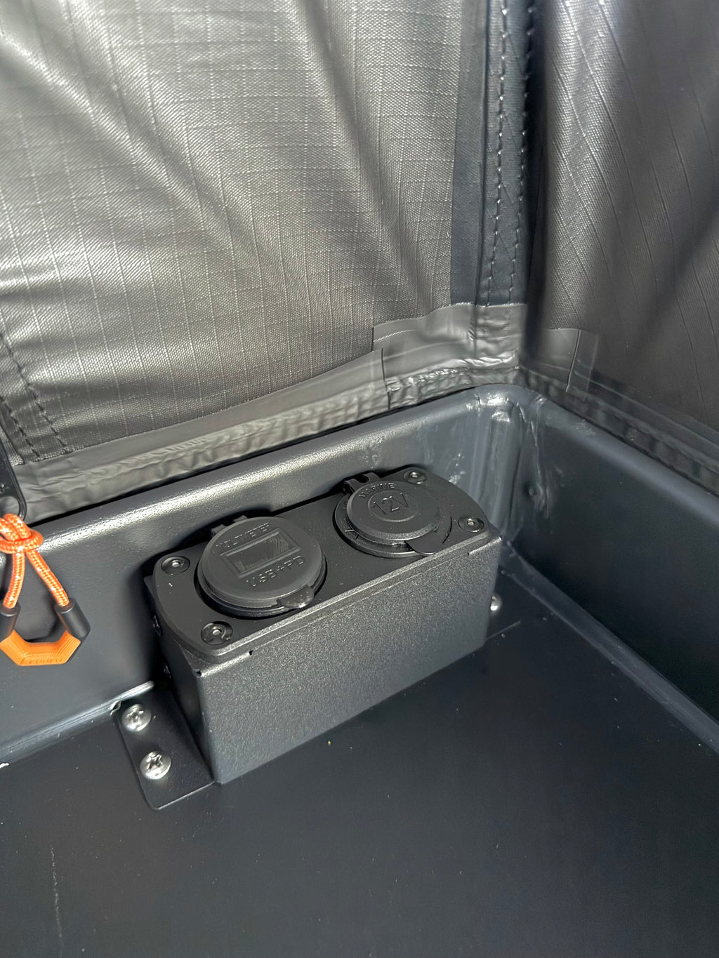 FRONTIER 1.45 ROOFTOP TENT
