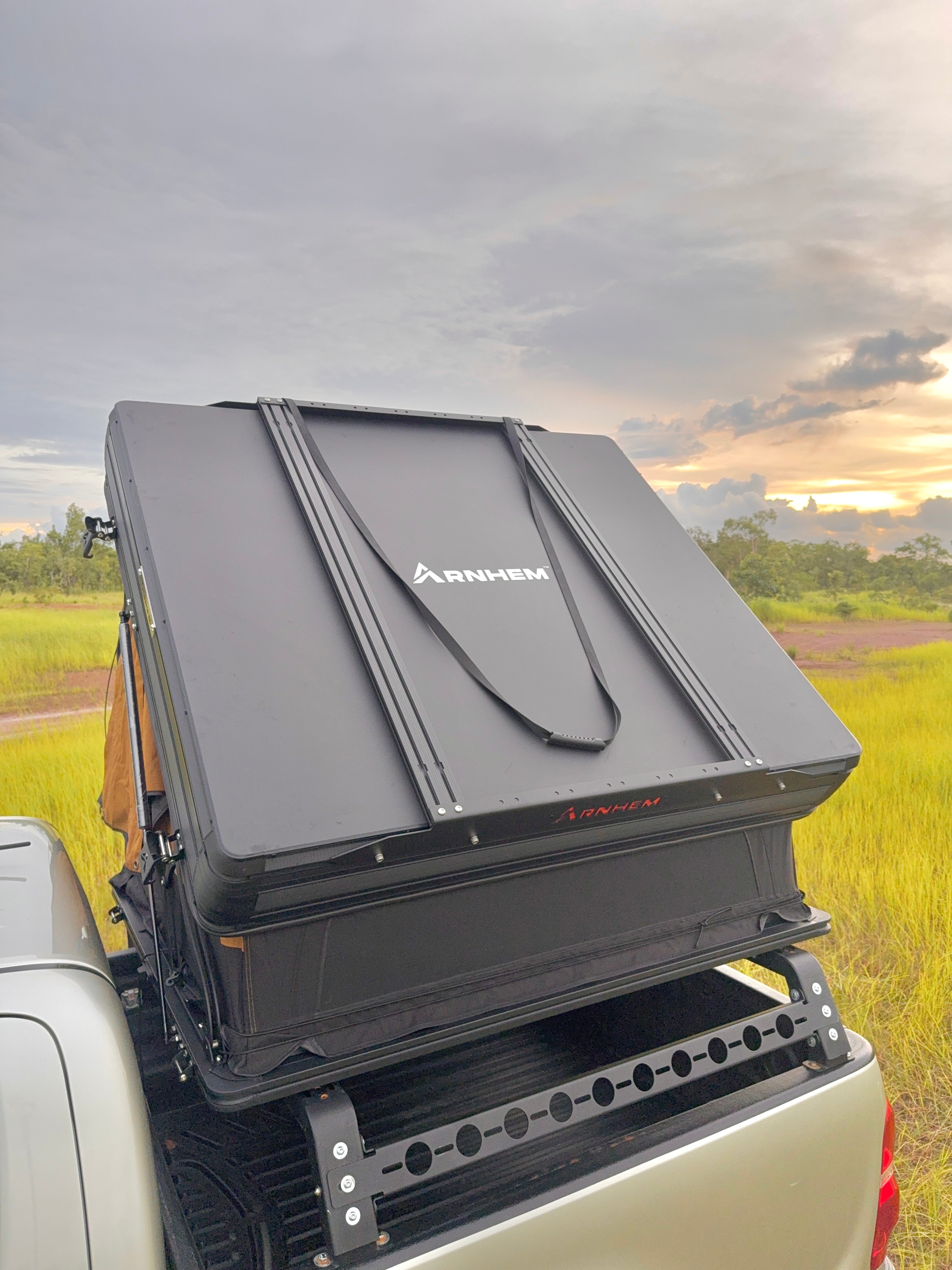 TANAMI PRO 1.5 ROOFTOP TENT